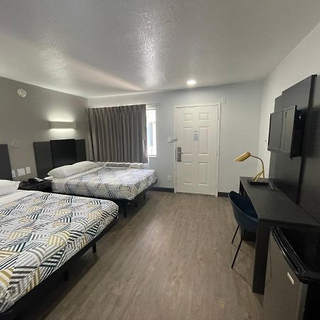Motel 6 Denton, Tx - Unt ภายนอก รูปภาพ