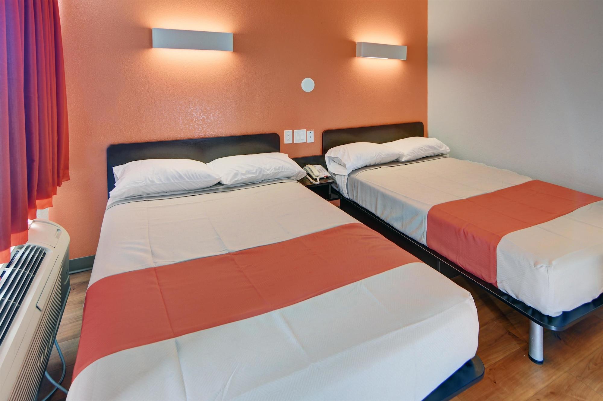Motel 6 Denton, Tx - Unt ภายนอก รูปภาพ