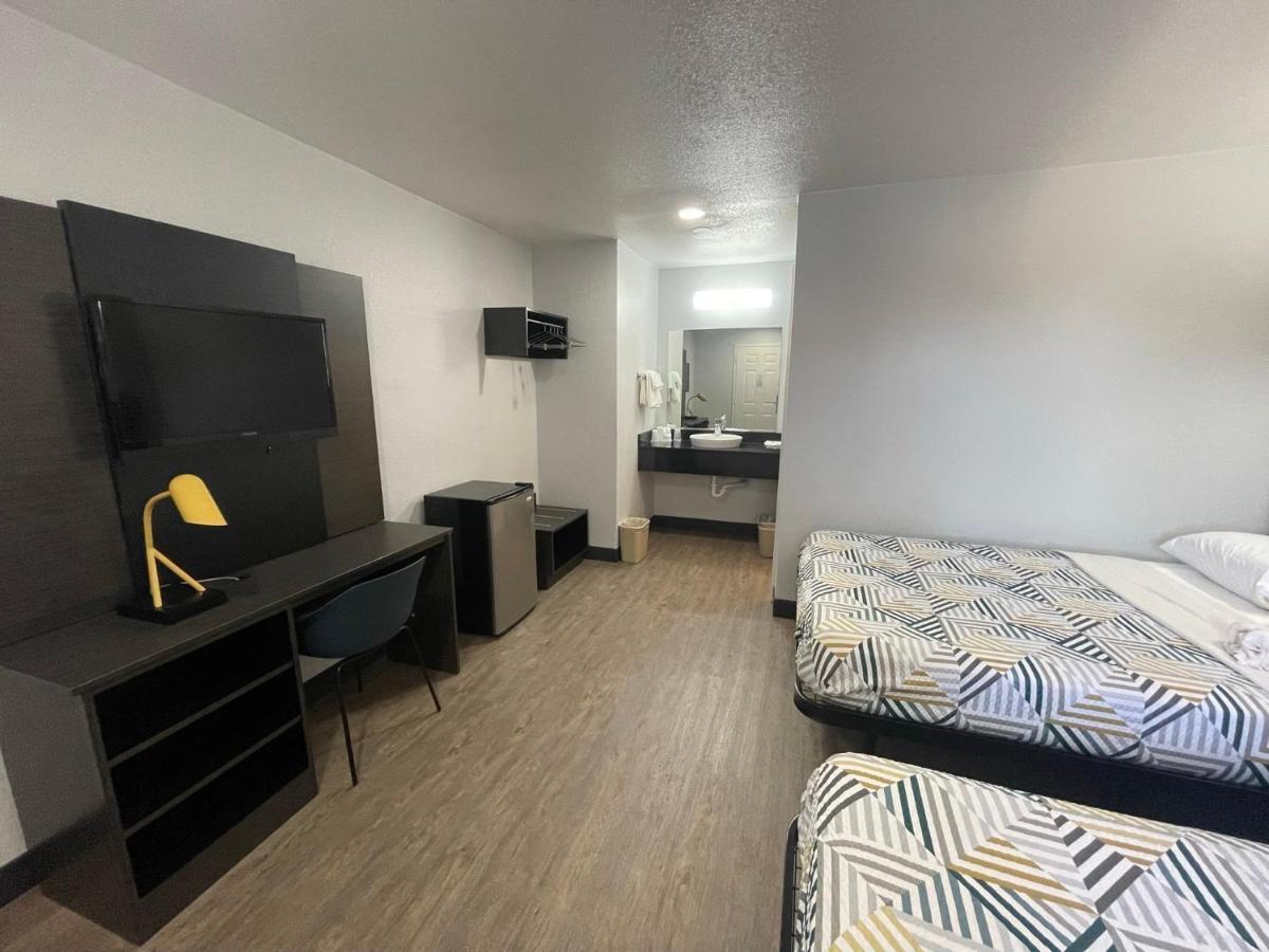 Motel 6 Denton, Tx - Unt ภายนอก รูปภาพ