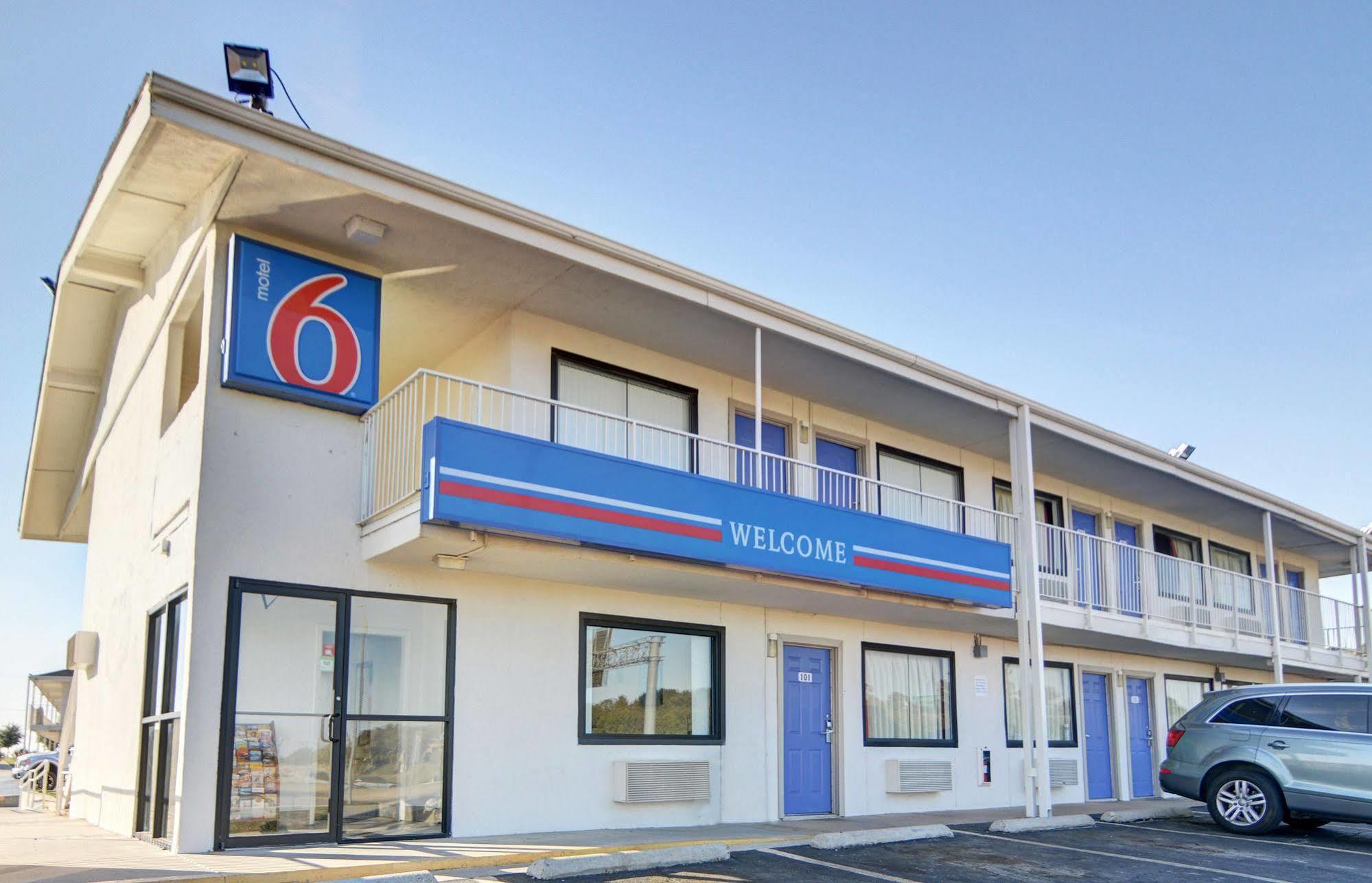 Motel 6 Denton, Tx - Unt ภายนอก รูปภาพ